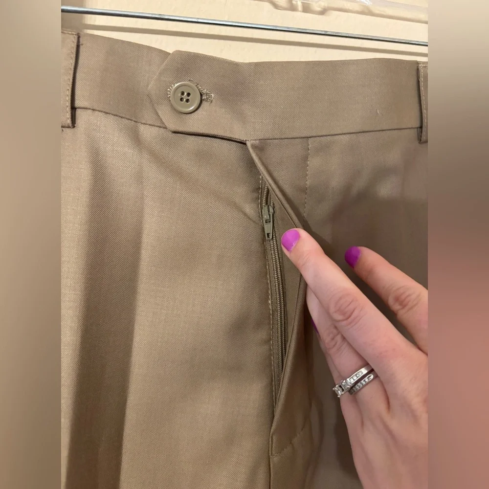 NWT men’s Vinci Philosophy dress pants 40x32 KHAKI ON-900 - Picture 6 of 13